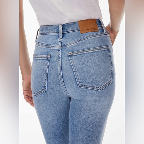Aritzia Denim Forum The Lola High Rise Skinny 26L Size 25 Casual Denim - Picture 3 of 16
